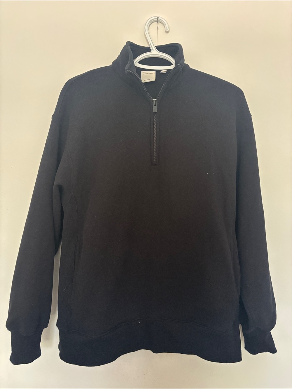 Aritzia boyfriend fit Black Half-Zip Stand Collar Sweater